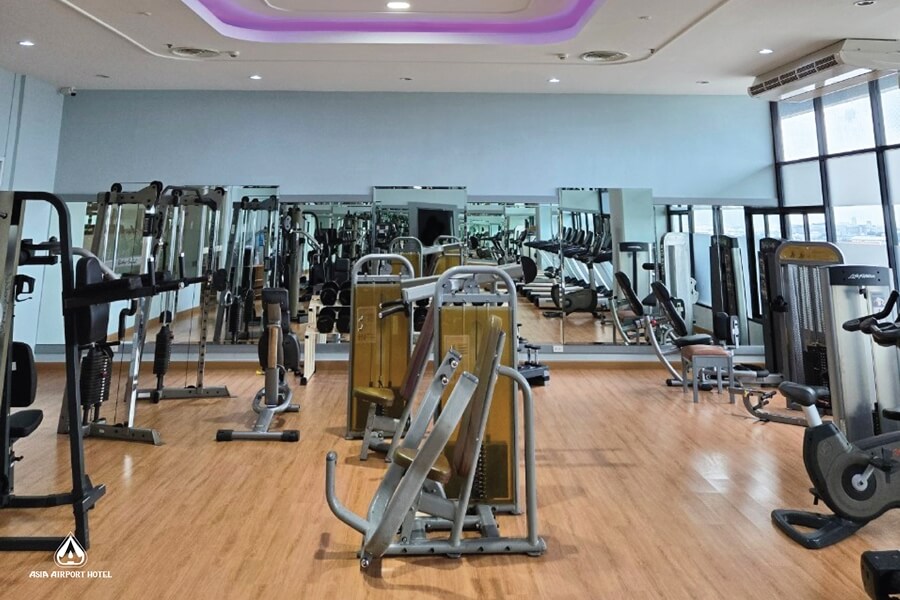 Asia Airport Hotel : Fitness Room